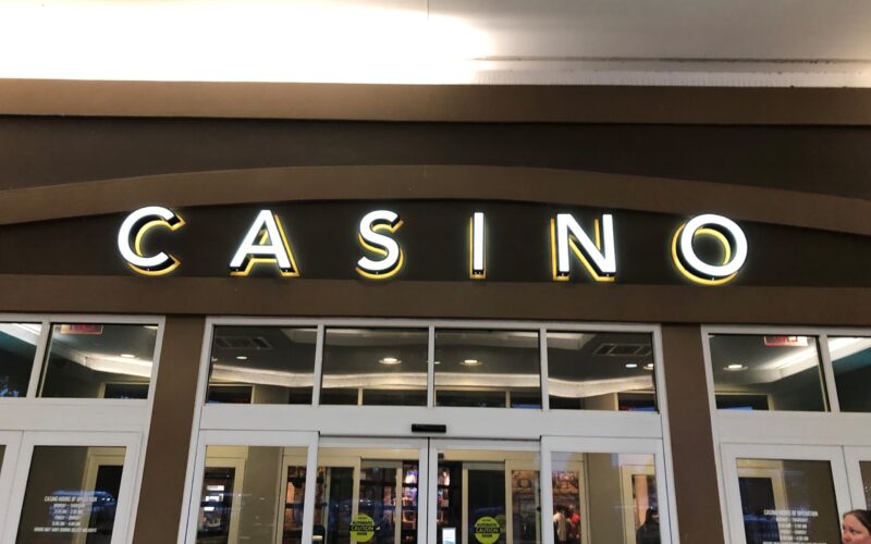 On Missouri election ballot: Amendment 5 would authorize casino near Lake of the Ozarks