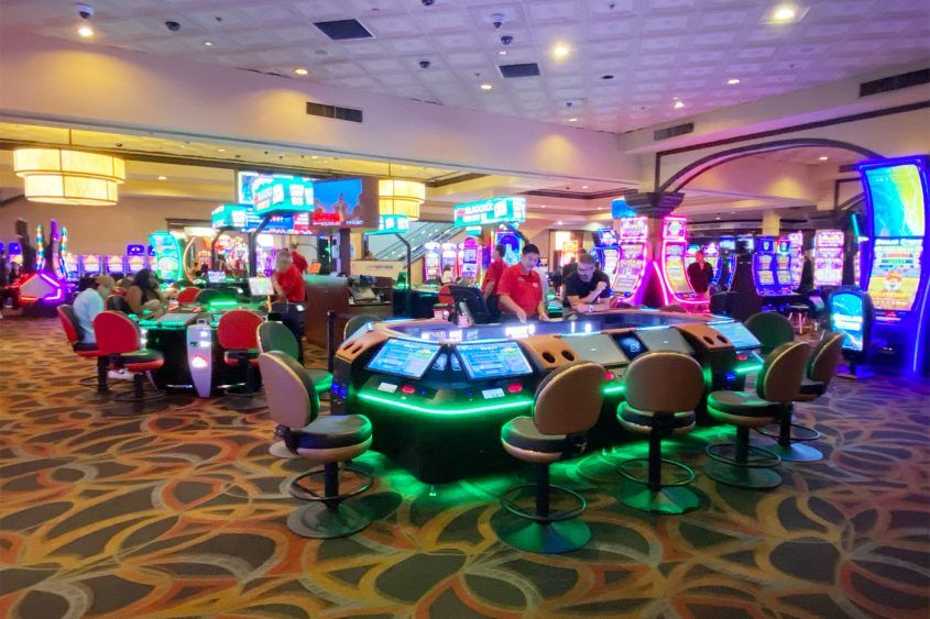 Silver Sevens Flips to Hybrid Table Games, Rebrand Stalls